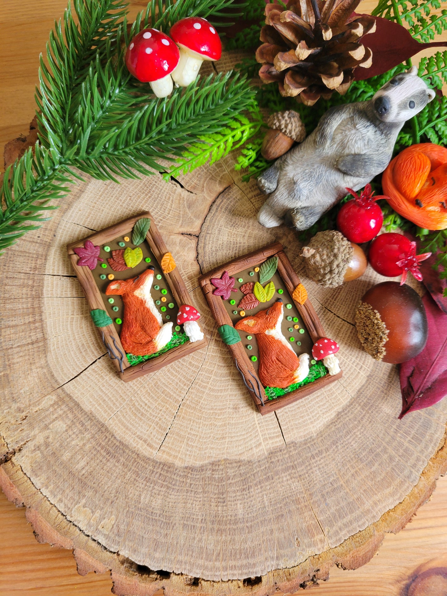 Sunbathing Fox Necklace