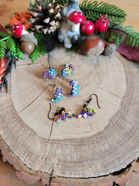 Checkered Dino Studs