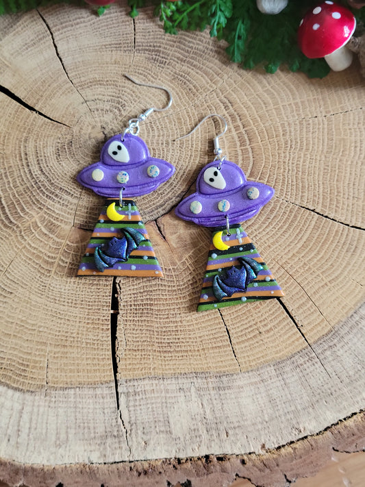 Alien Abduction : Shimmery Bat Earrings
