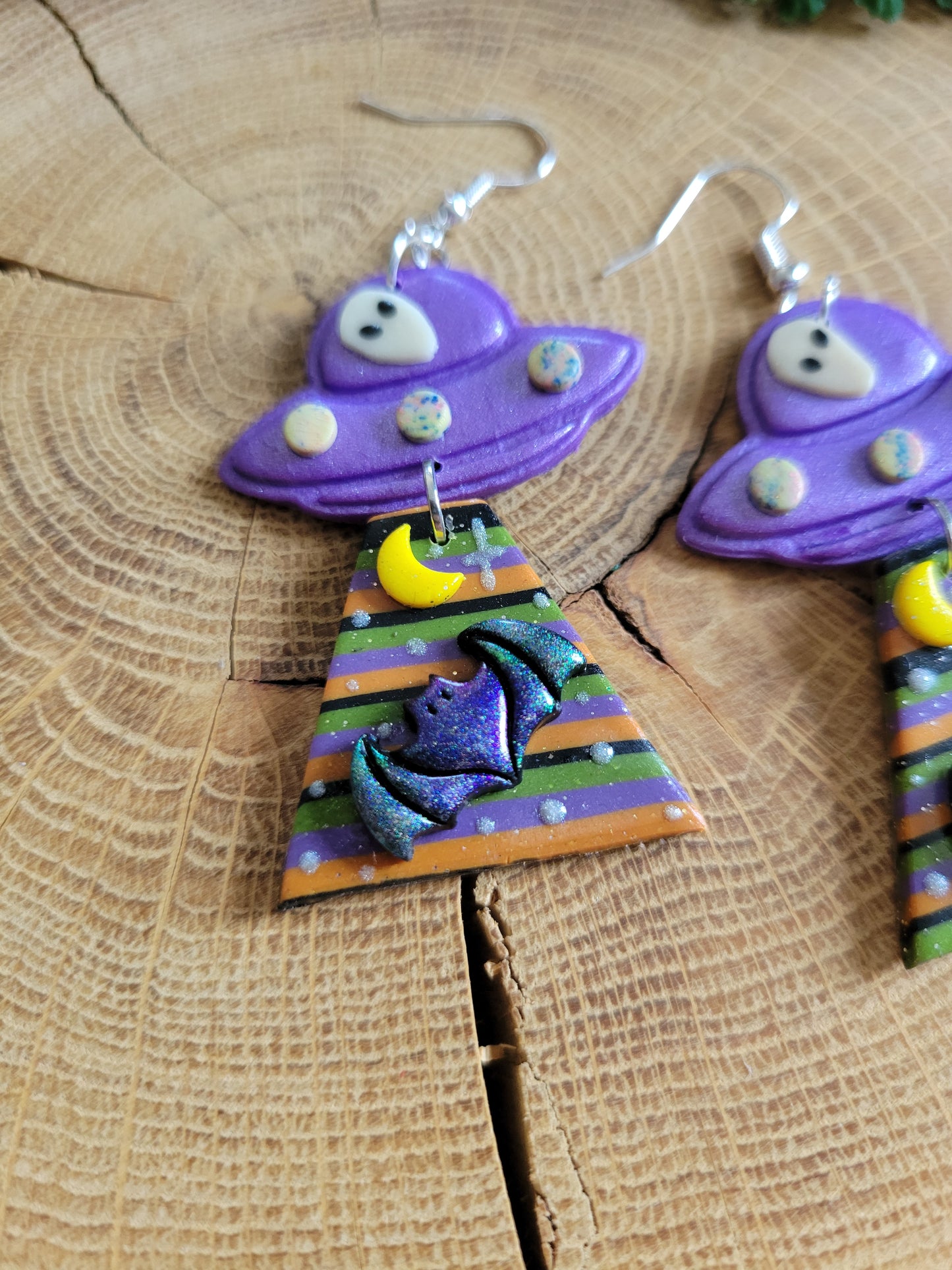 Alien Abduction : Shimmery Bat Earrings