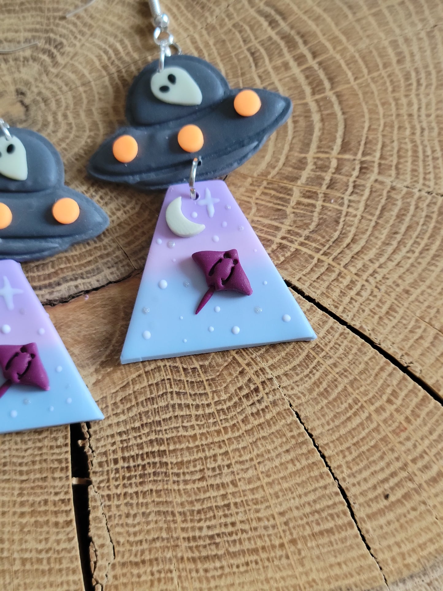 Alien Abduction: Manta Ray Earrings