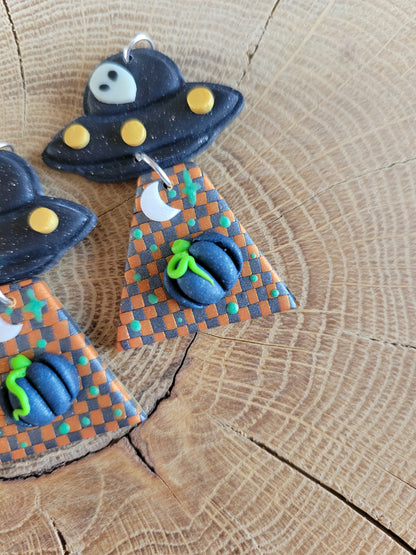 Alien Abduction: Blue Pumpkin Earrings