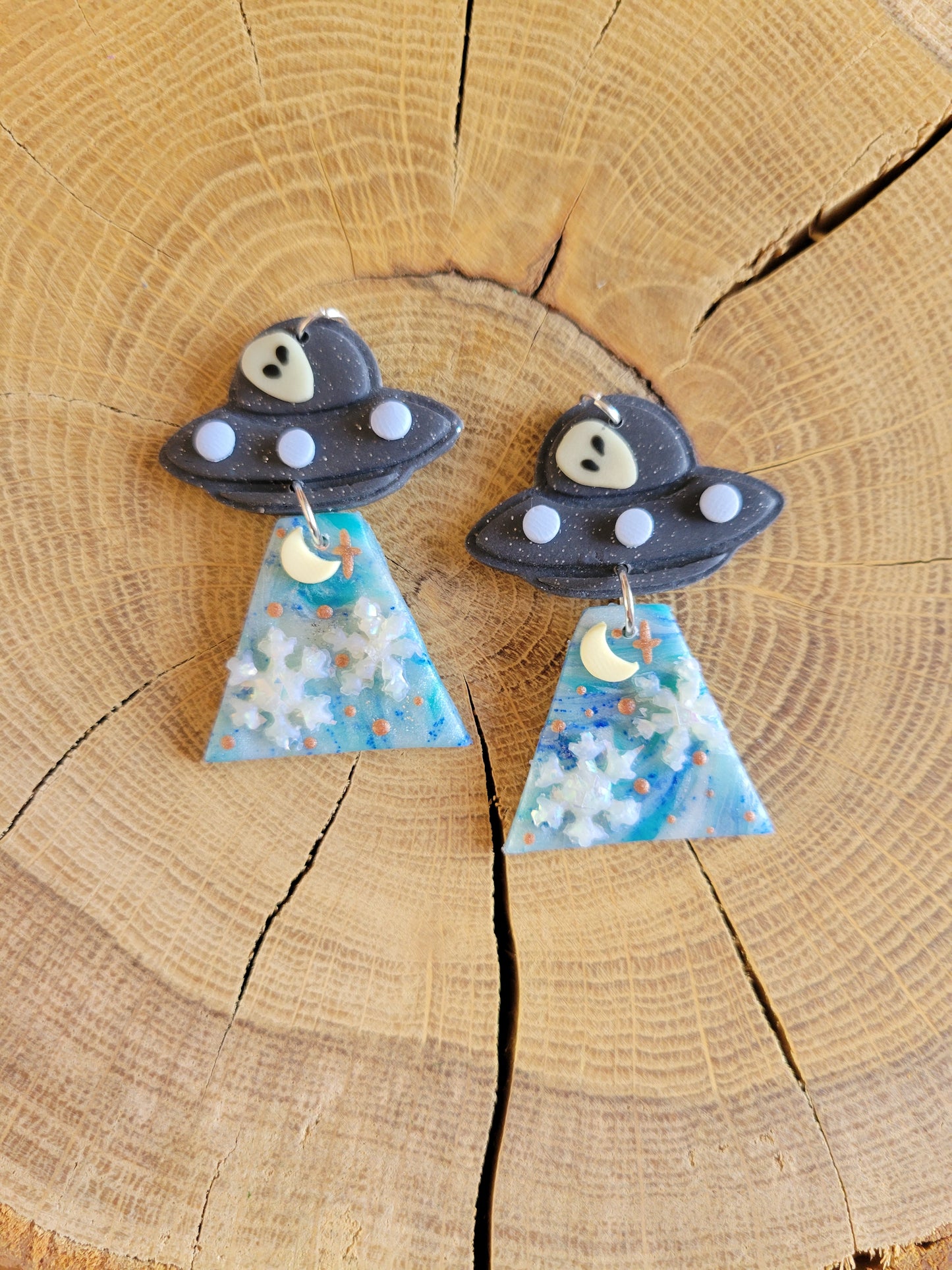 Alien Abduction: Snowflake Earrings