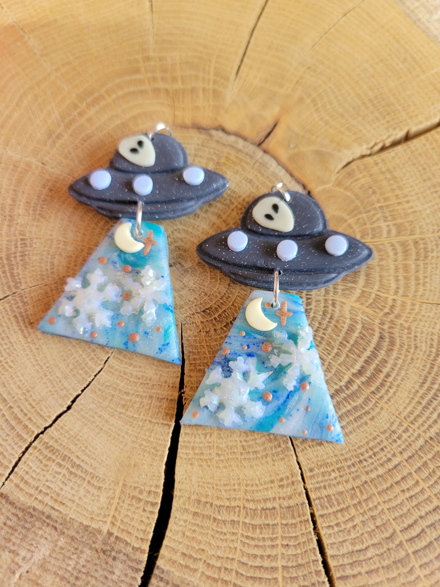 Alien Abduction: Snowflake Earrings
