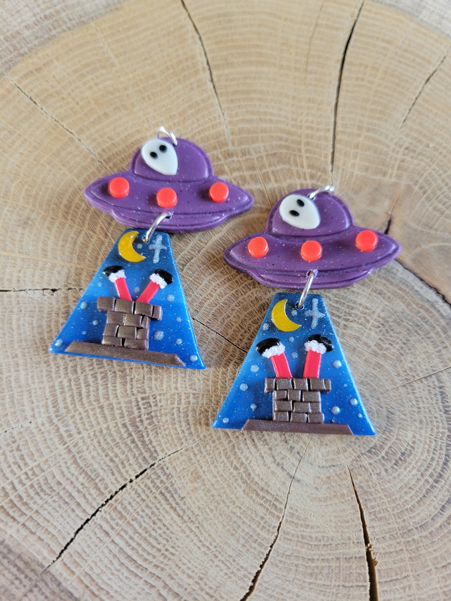 Alien Abduction: Santa in the Chimney Earrings