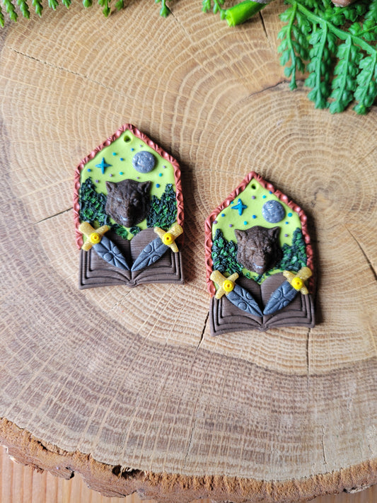 Tales of Wolfie Necklace