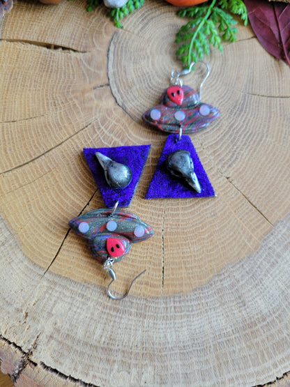 Alien Abduction: The Crow Earrings
