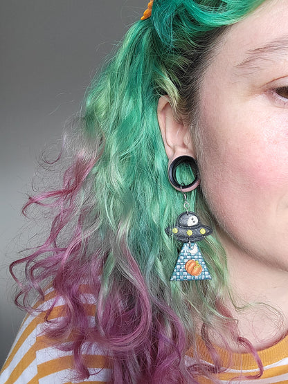 Alien Abduction: Checkered Pumpkin Earrings.