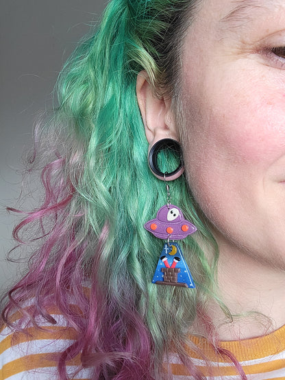 Alien Abduction: Santa in the Chimney Earrings
