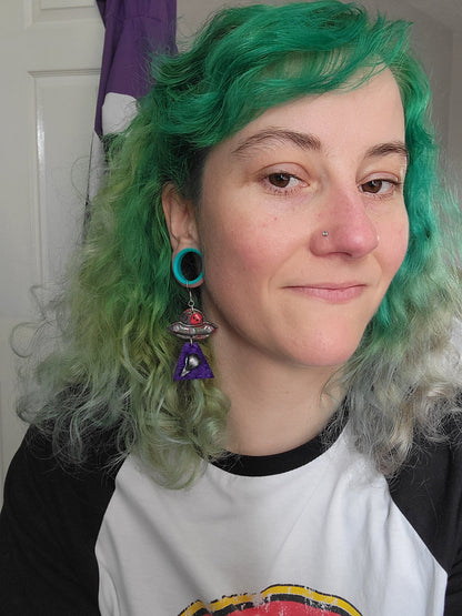 Alien Abduction: The Crow Earrings