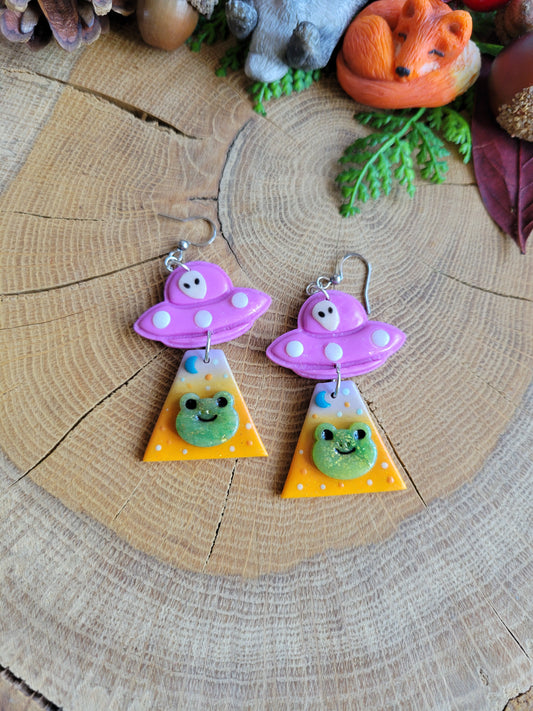 Alien Abduction: Froggie Earrings.