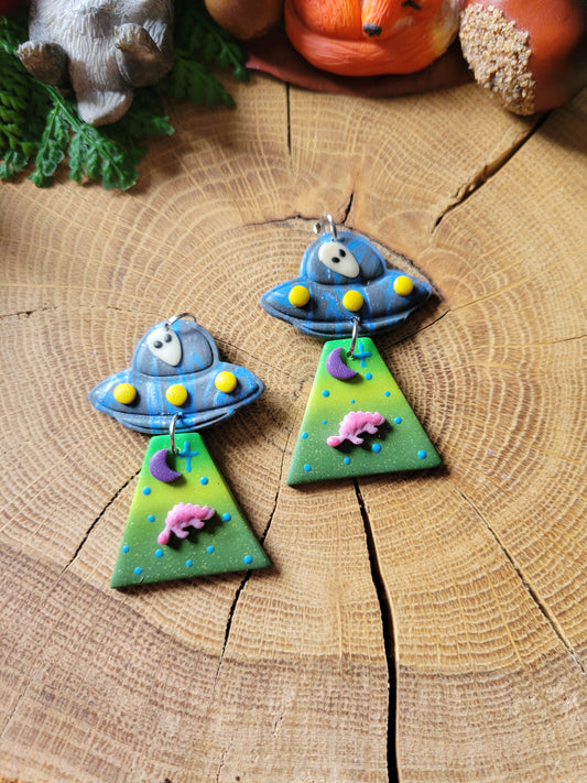 Alien Abduction: Pinky Ankylo Earrings.